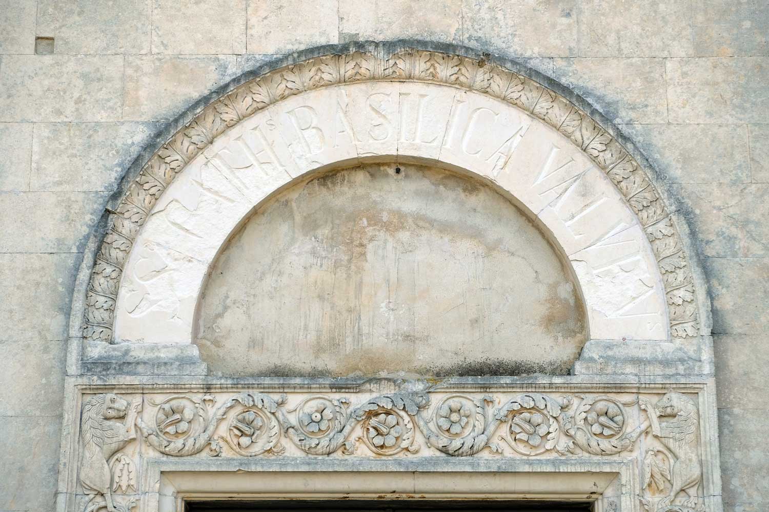 Ingresso-basilica